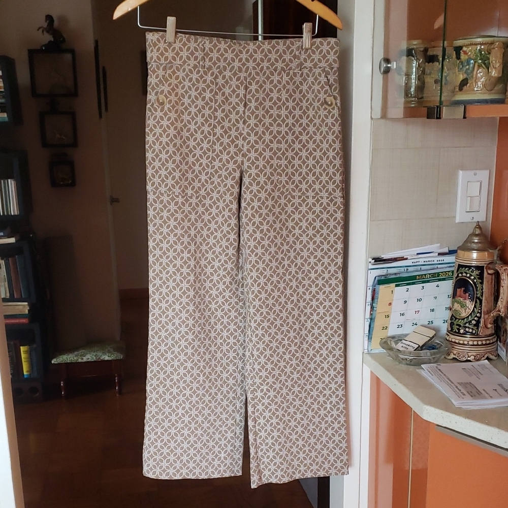 Fox Taupe & White Geometric Wide-Leg Pants